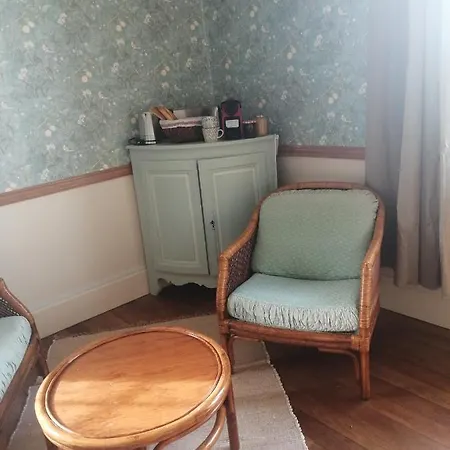 Lieu Baudouin Bed & Breakfast *